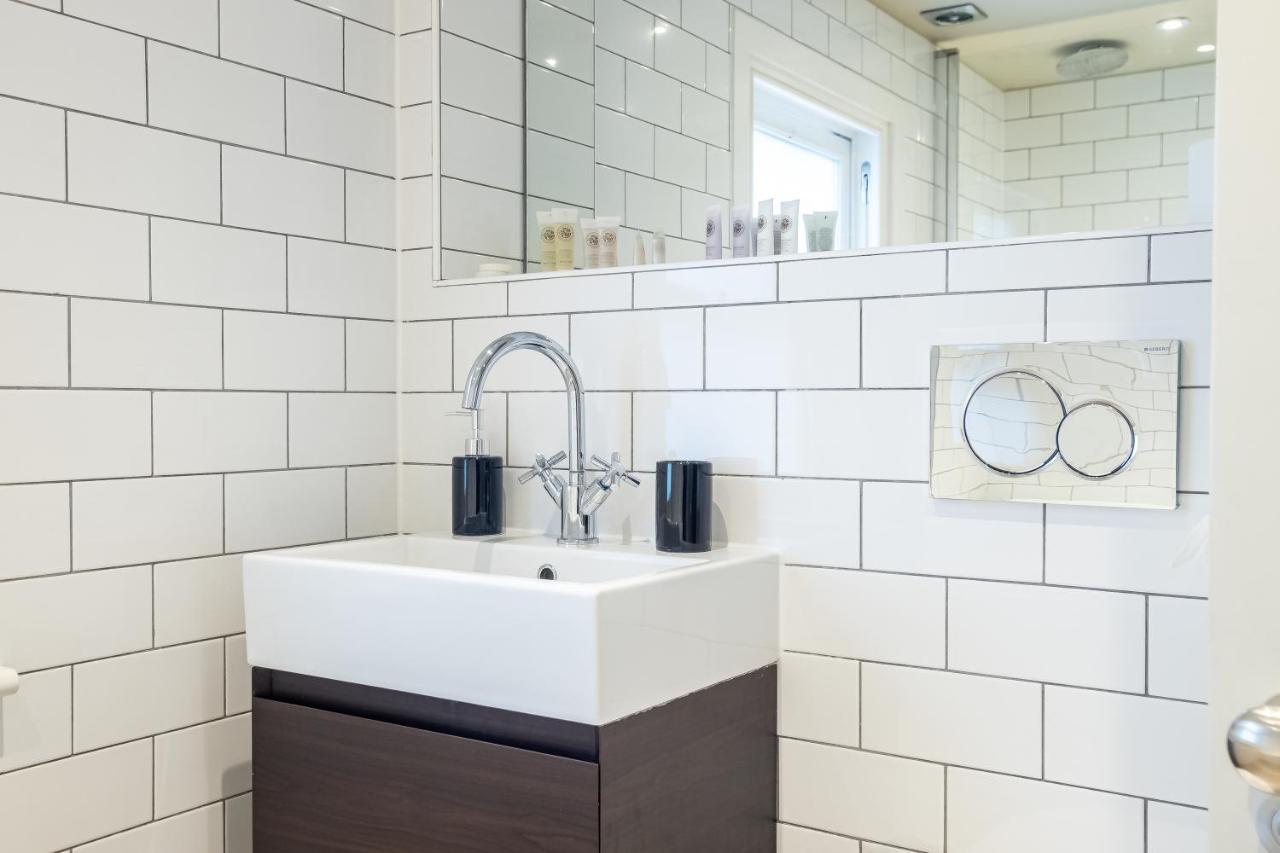 Modern Two Bedroom Apartment In Fulham By Sojo Stay London Ngoại thất bức ảnh