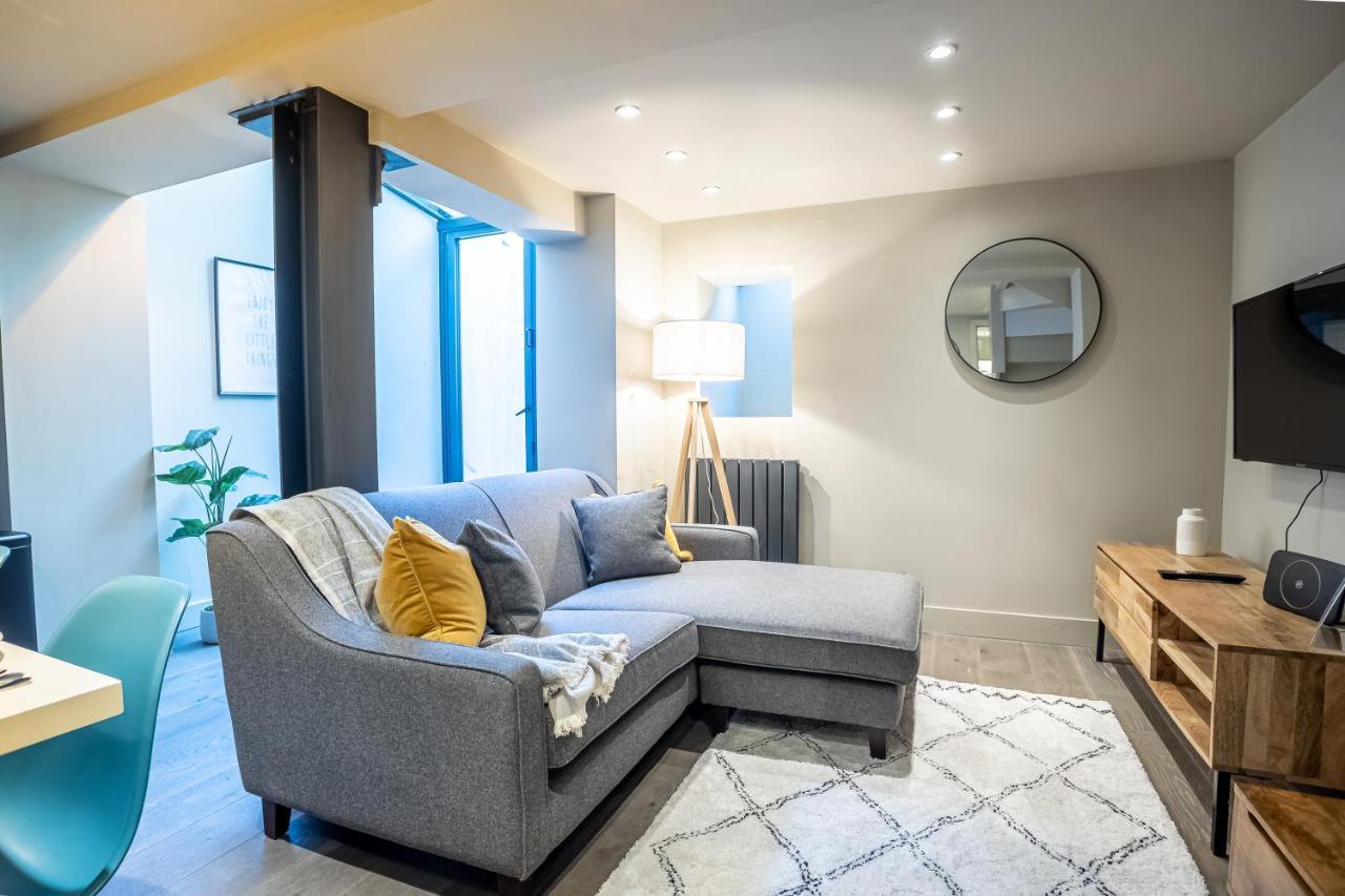 Modern Two Bedroom Apartment In Fulham By Sojo Stay London Ngoại thất bức ảnh